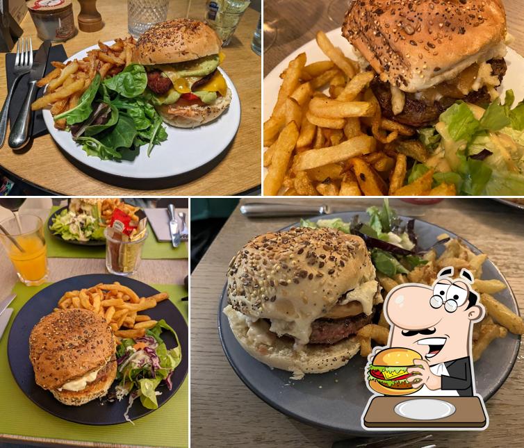 Essayez l'un des hamburgers disponible à Le Dé-K-Lé Bistrot Gourmand