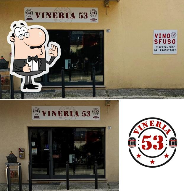 Guarda la foto di Vineria 53 - Vino Sfuso