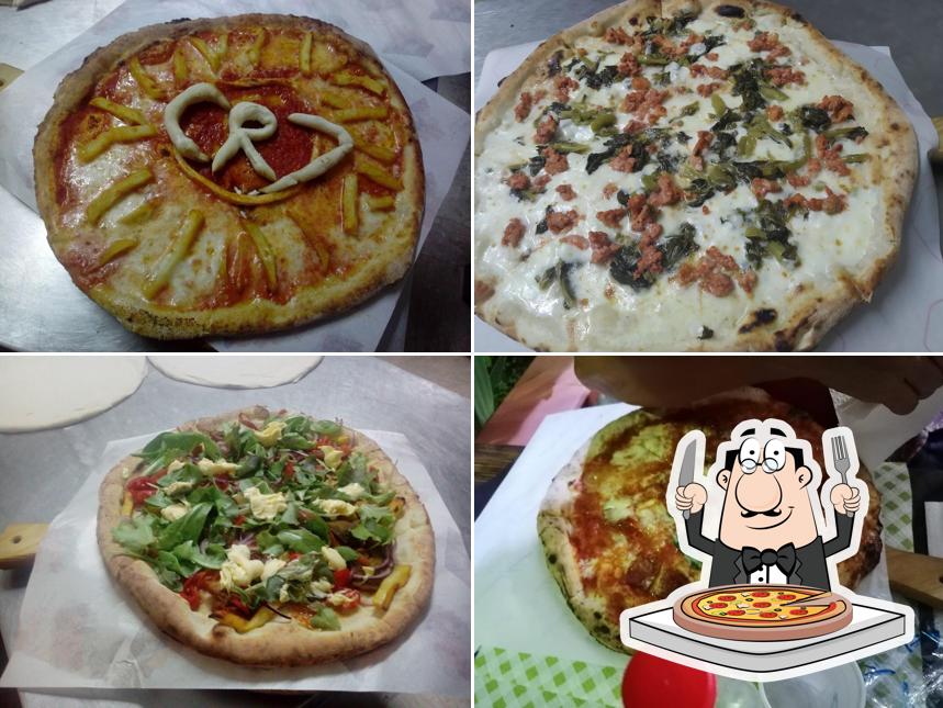 Scegli tra le svariate varianti di pizza