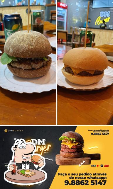 Попробуйте гамбургеры в "DM Burger"
