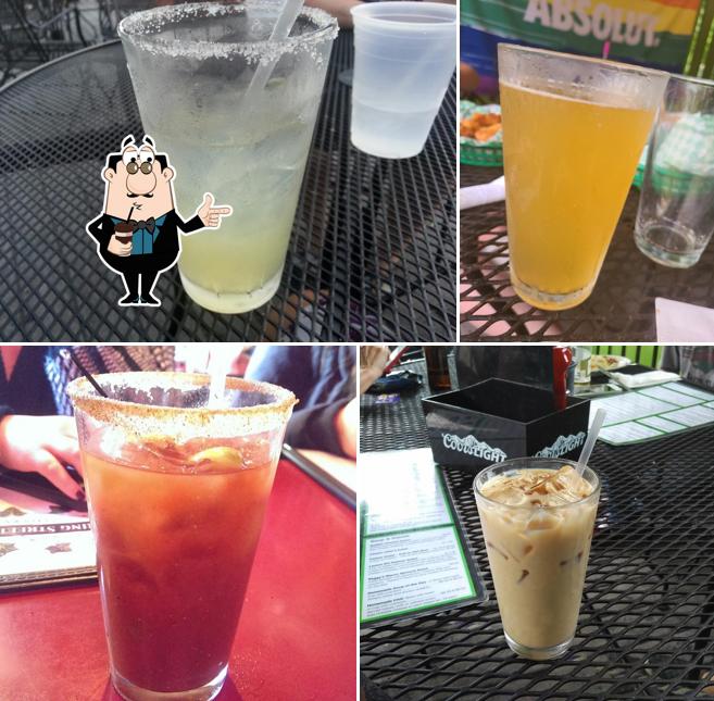 Try out various beverages offered by Spring Street Tavern