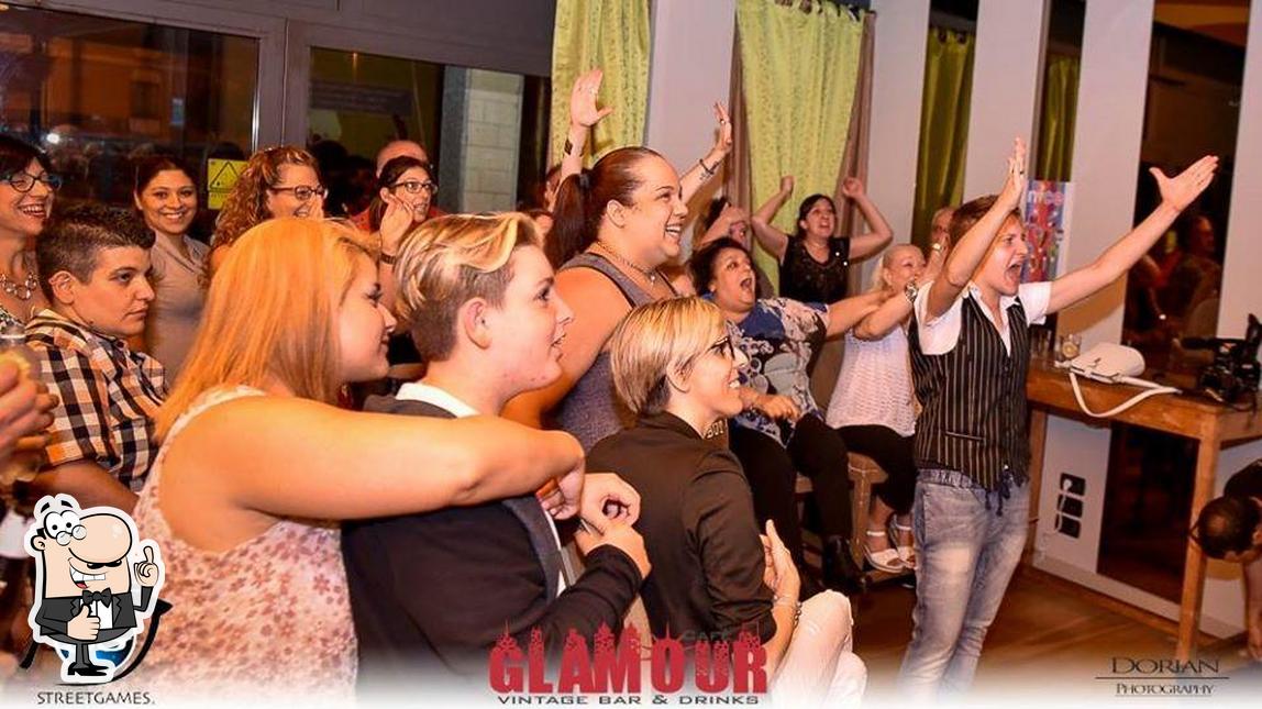 Guarda la immagine di Glamour CAFE'