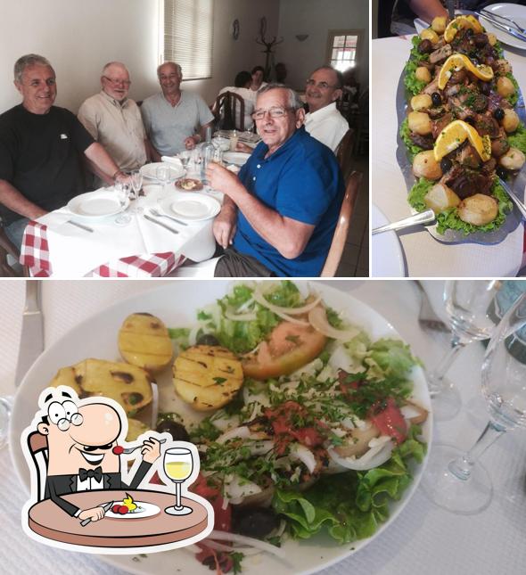 Jetez un coup d’oeil à l’image représentant la nourriture et table à manger concernant Restaurant O Monte Alegre Le Bouscat
