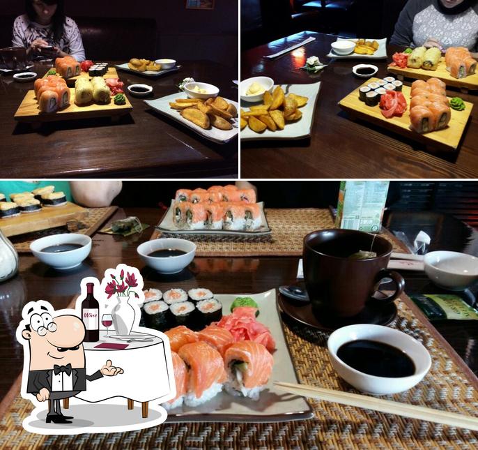 L’image de la table à manger et sushi concernant Yakudza, Set' Sushi-Barov