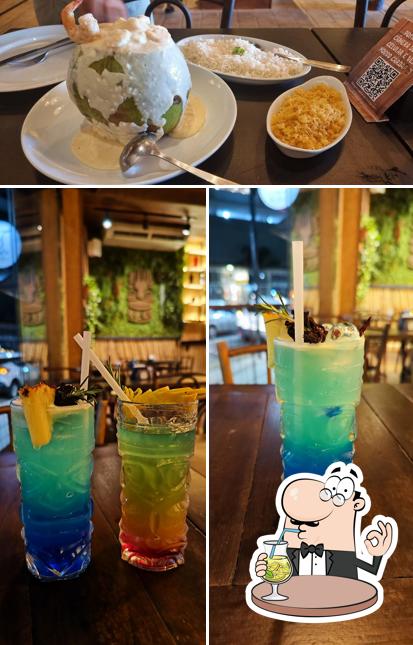 A ilustração da bebida e comida no Maitai Restaurante