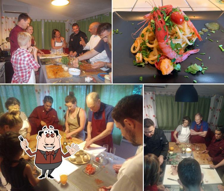 La immagine della cibo e tavolo da pranzo di Domus Kitchen