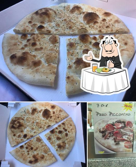 Platti al Pizzeria Naveed