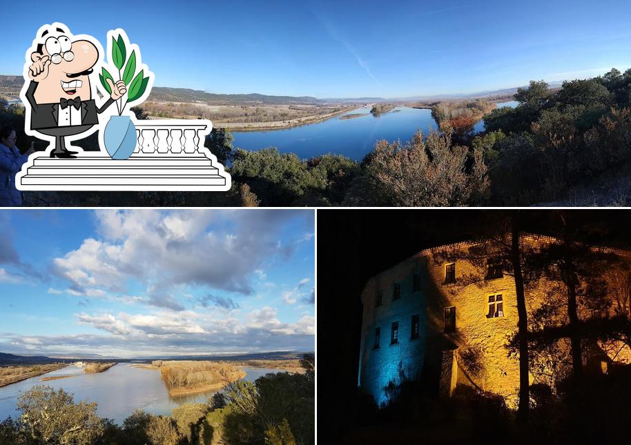 Vous pouvez prendre un bol d'air frais à l'extérieur Château de Cadarache