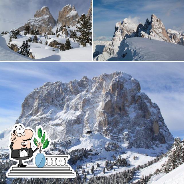 Guarda gli esterni di Hotel Solaia - Selva Val Gardena