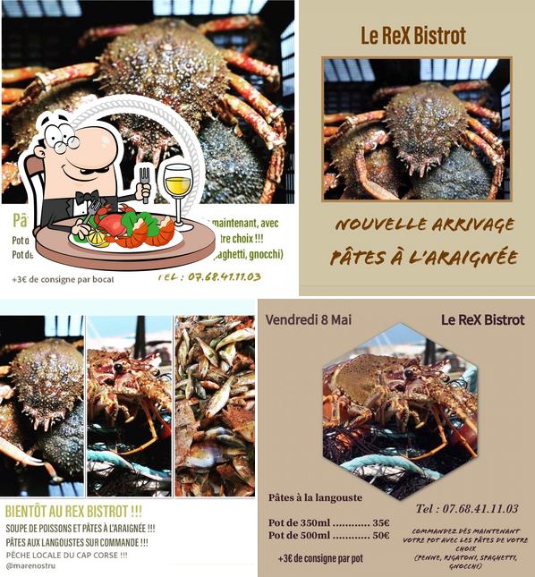 Prenez des fruits de mer à Le Rex