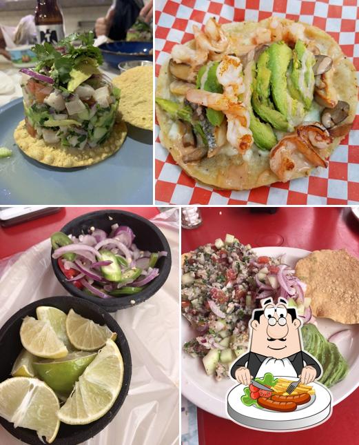 Mariscos Tito's Playas de Tijuana, Tijuana, Islas Coronado 204 - Restaurant  reviews