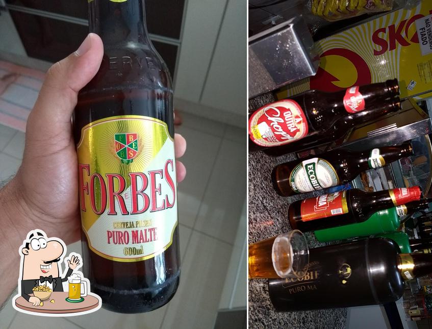 Peça uma tulipa de cerveja leve ou escura