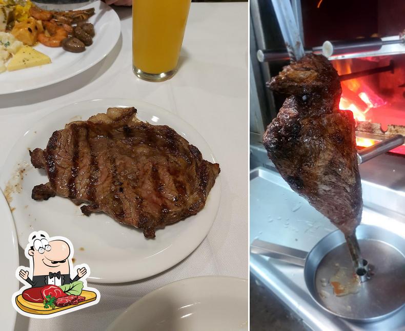 Experimente refeições de carne no Churrascaria Nativas Grill Curitiba Restaurante Rodízio