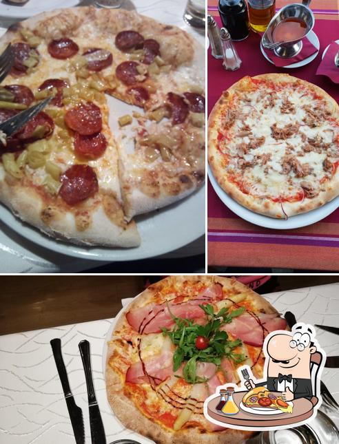 Pick pizza at San Martino
