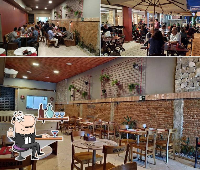 Veja imagens do interior do Parmegianno Restaurante e Pizzaria