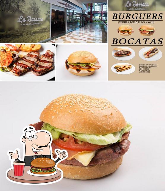 Prueba una hamburguesa en Asador-Sidrería La Barraca