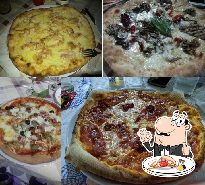 Prenditi una pizza a Lido Chiringuito - Ristorante,Pizzeria, Bar