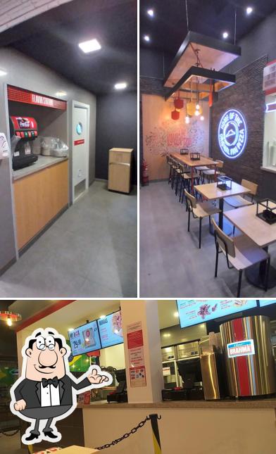 Veja imagens do interior do Pizza Hut