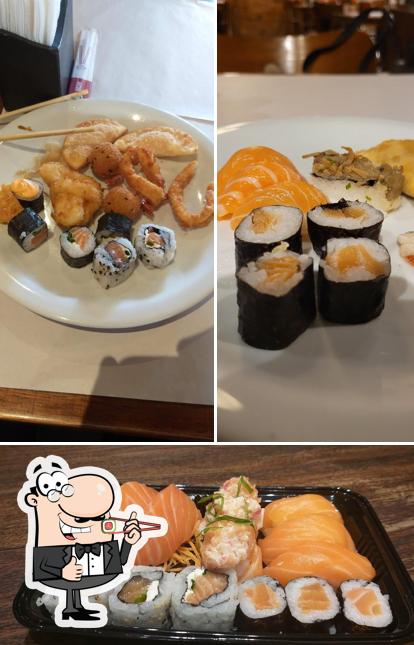 Peça diferentes opções de sushi