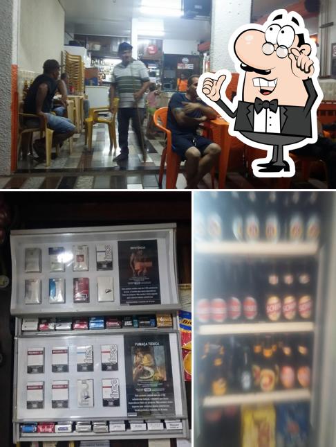 O interior do Bar Skinao