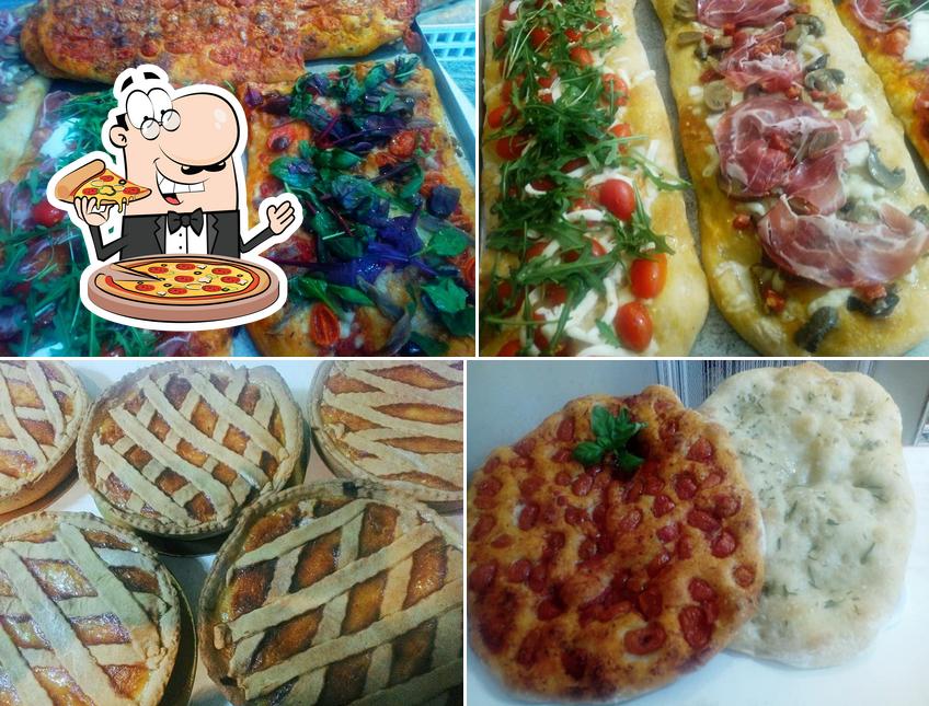 Prenditi una pizza a Panificio Lucarelli Luigi