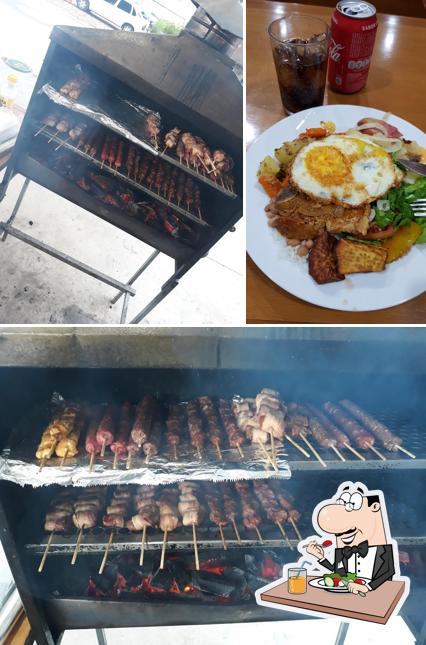 Comida em Posto de Combustível e Restaurante Trópicos