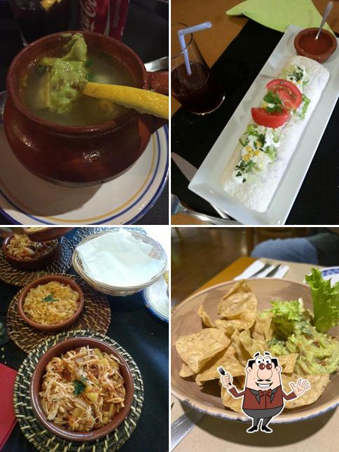 Comida en Las Cazuelitas Mexicanas