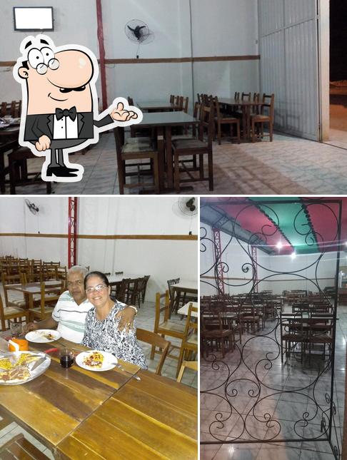 O interior do Pizzaria Papito