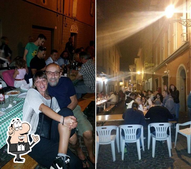 Gli interni di Lupen - Pizzeria e Friggitoria d'asporto