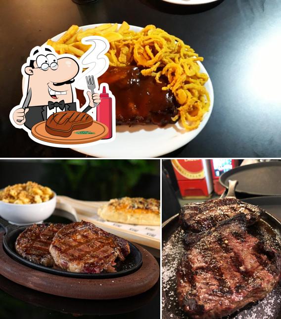 Escolha refeições de carne no Deck SteakHouse