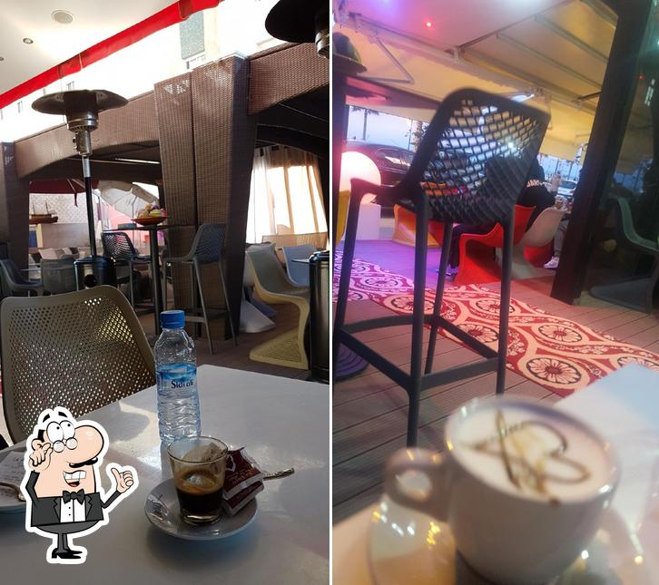 L'intérieur de Cafe Bab Al Bahr