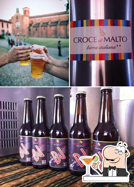 Croce di Malto - TapRoom Beer&Food si caratterizza per la bevanda e cibo