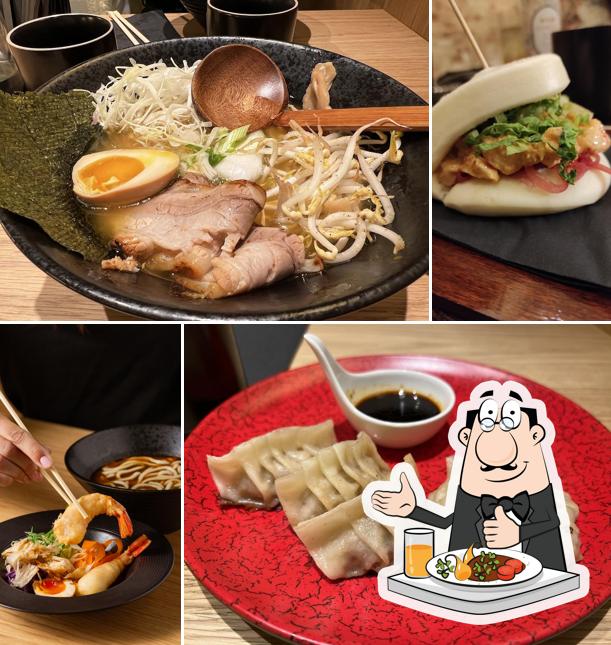 Platti al Opera Bao Ramen Bar