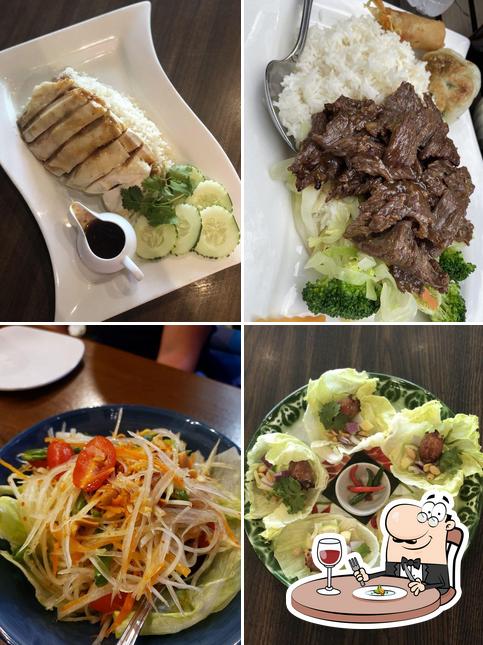 Meals at Khaosan Road Coral Gables