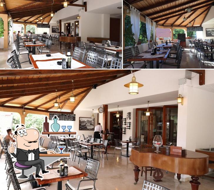 Siediti a un tavolo di Ristorante Spagho