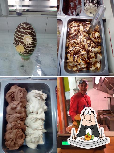 Platti al Gelateria Panineria S.M.A.F