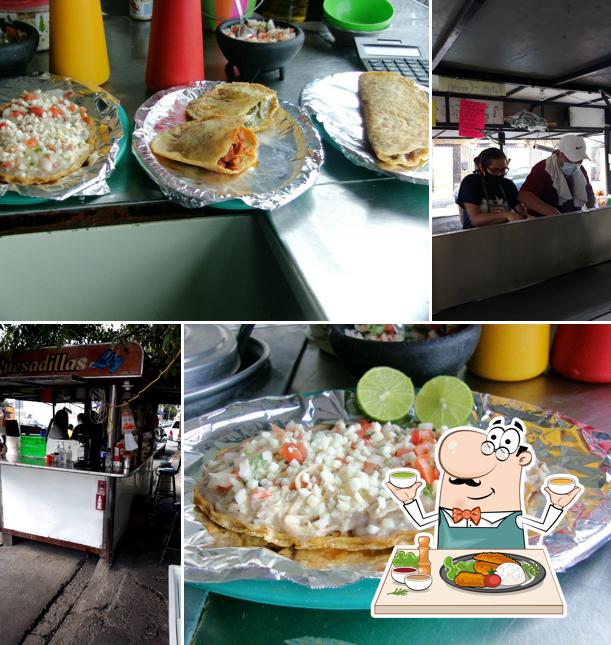 Еда в "Tacos y Quesadillas Liz"