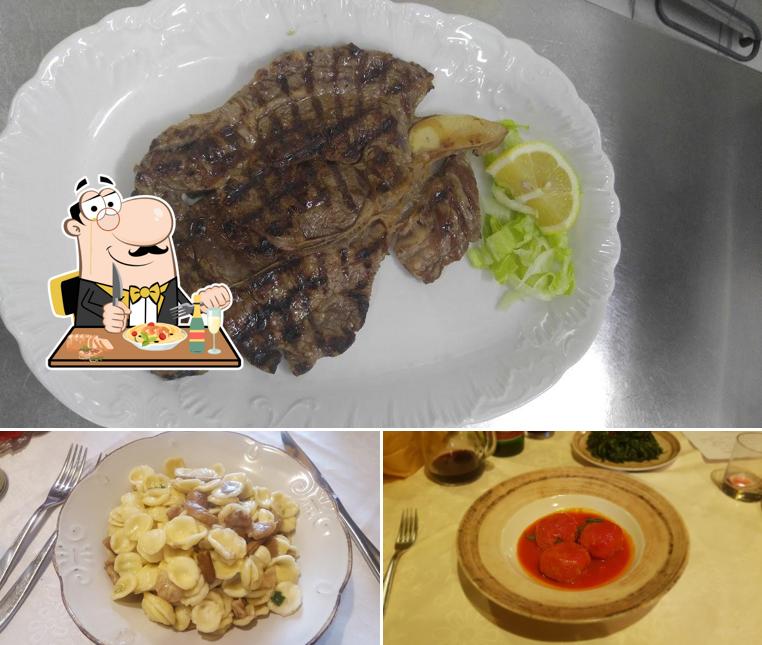 Platti al Trattoria La Casareccia