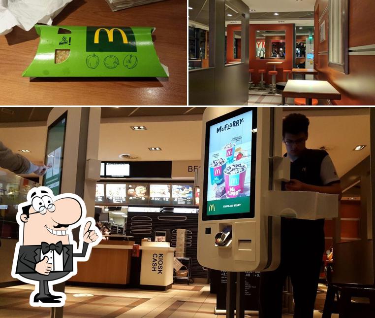 Regarder la photo de McDonald’s Restaurant & McDrive