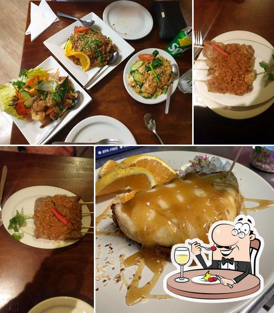 Meals at Ton Siams Thai - Petit Thai Cuisine