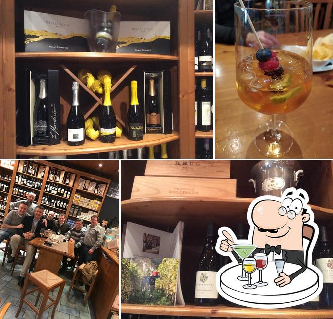 Vino e Gola Enoteca Wine Bar Pordenone serve alcolici