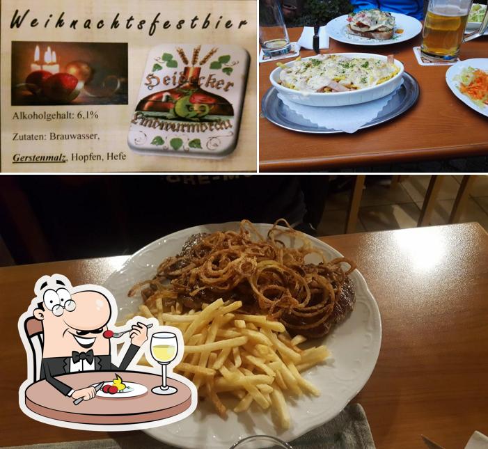 Essen im Gaststätte Lindwurmbräu