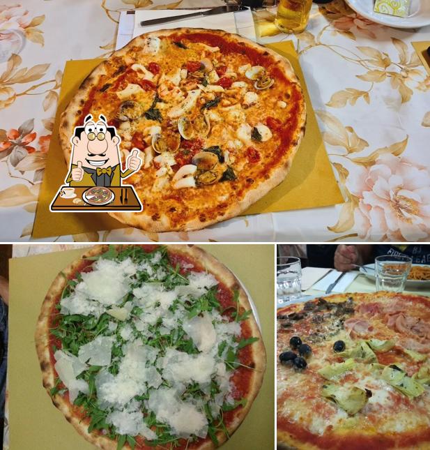 Scegli una pizza a Pizzeria Da Paolo