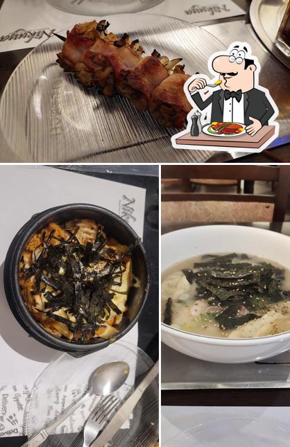 Comida em Nikuya Espetos & Korean Food