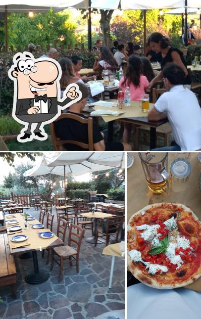 La interni e pizza del ristorante