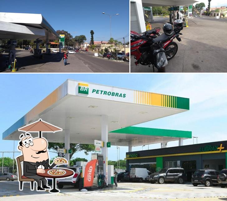 O Posto Petrobras se destaca pelo exterior e comida