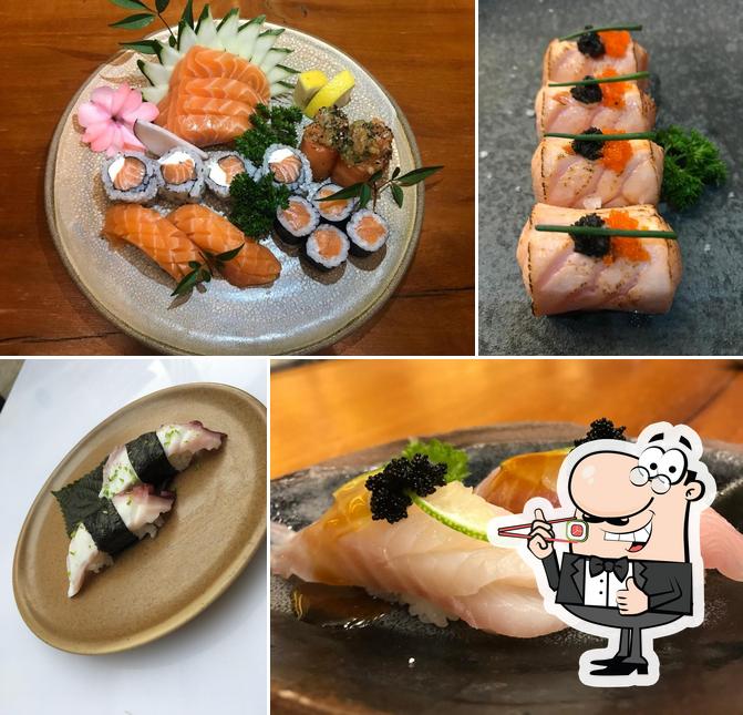 Escolha diferentes opções de sushi