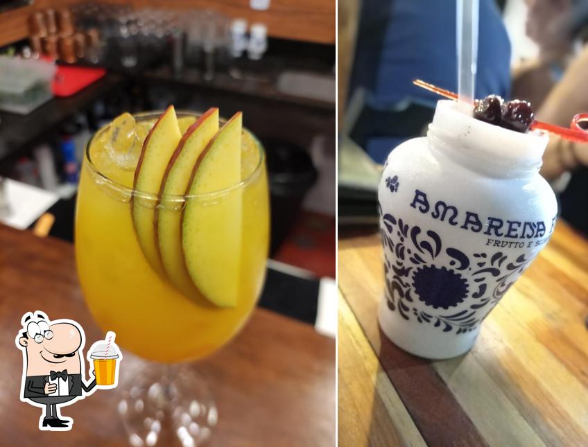 Desfrute de um drinque no Boteco da Vila Gastrobar