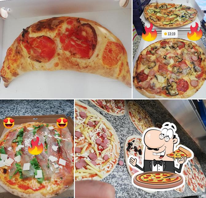 Prenditi una pizza a Pizzeria Amalfitana