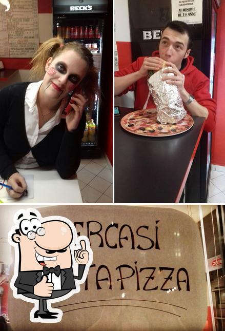 Guarda questa immagine di FAMILY PIZZA